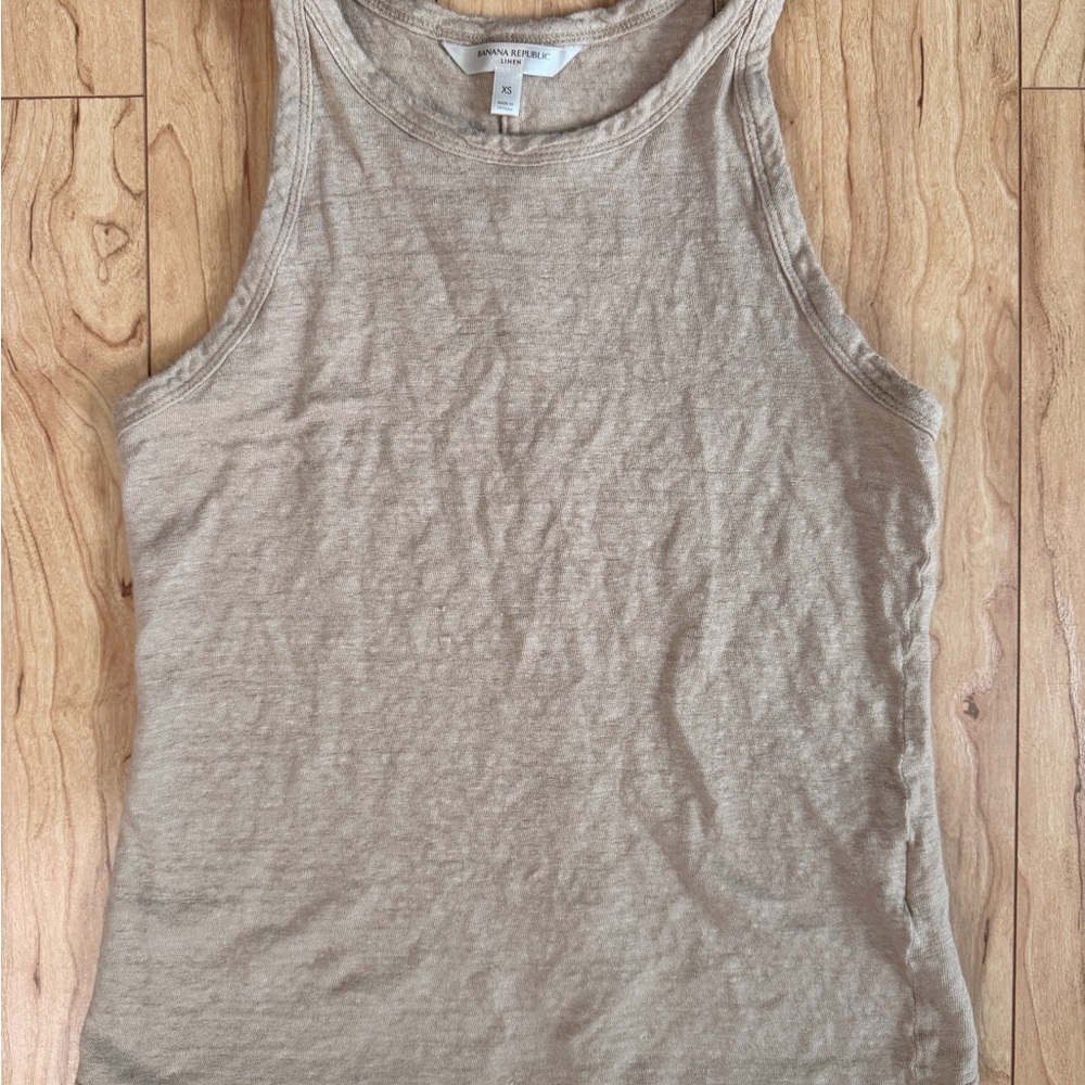 Banana Republic Linen Top in Beige